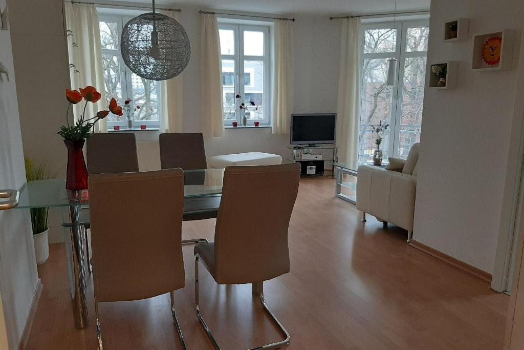 Heinrich-Heine-Strasse App 09 - Parkblick Apartment Rostock Ngoại thất bức ảnh